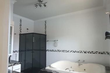Casa &agrave; venda - 340m&sup2; - Centro
