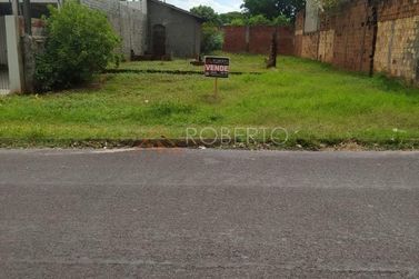 Terreno &agrave; venda - 244m&sup2; - Jardim Simone