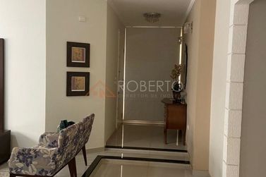 Casa &agrave; venda - 375m&sup2; - Jardim Guanabara