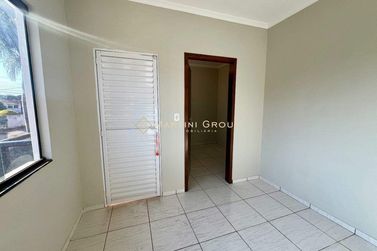 Casa &agrave; venda - 162m&sup2; - Jardim Santos Dumont
