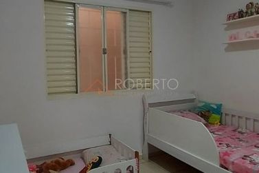 Casa &agrave; venda - 180m&sup2; - Jardim O&aacute;sis
