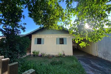 Casa &agrave; venda - 155m&sup2; - Jardim Tupaceretan