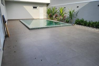 Casa &agrave; venda - 236m&sup2; - Condom&iacute;nio San Lorenzzo