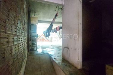 Sobrado &agrave; venda - 318m&sup2; - Centro