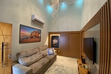 Casa &agrave; venda - 150m&sup2; - Centro