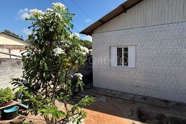 Casa &agrave; venda - 224m&sup2; - Centro