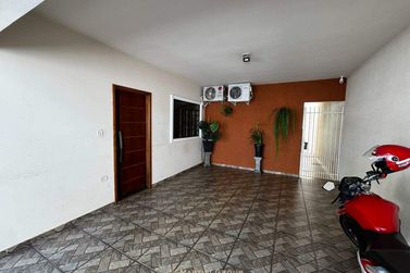 Casa &agrave; venda - 219m&sup2; - Jardim Ip&ecirc;