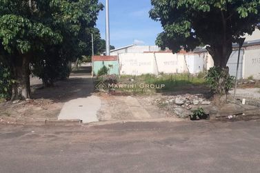 Terreno &agrave; venda - 195m&sup2; - Centro