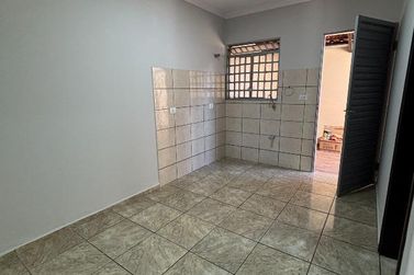 Casa para alugar - 56m&sup2; - Jardim Santos Dumont