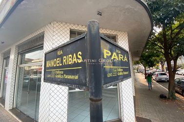 Sala Comercial &agrave; venda - 760m&sup2; - Centro