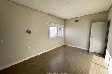 Casa &agrave; venda - 305m&sup2; - Condom&iacute;nio Parthenon