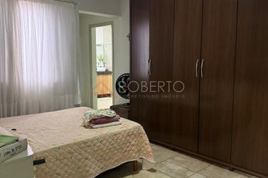Casa &agrave; venda - 297m&sup2; - Jardim S&atilde;o Jo&atilde;o