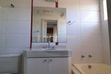 Sobrado &agrave; venda - 174m&sup2; - Jardim Ouro Branco