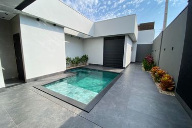 Casa &agrave; venda - 232m&sup2; - Condom&iacute;nio San Lorenzo
