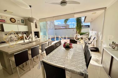Casa &agrave; venda - 160m&sup2; - Condom&iacute;nio Arauc&aacute;ria