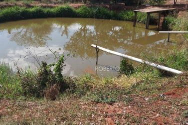 Ch&aacute;cara &agrave; venda - 48400m&sup2; - Graciosa