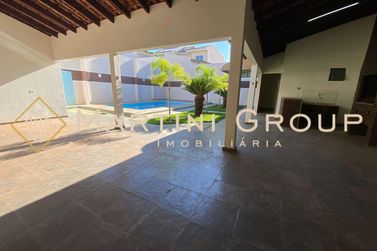 Casa &agrave; venda - 244m&sup2; - Jardim Ouro Branco