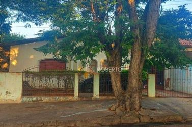 Casa &agrave; venda - 207m&sup2; - Jardim Canad&aacute;
