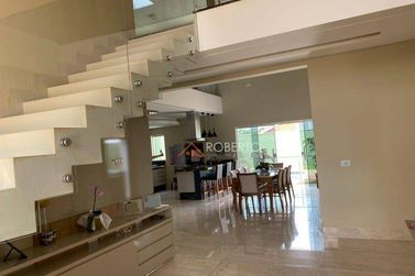 Sobrado &agrave; venda - 292m&sup2; - Jardim Monte Cristo