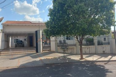 Casa &agrave; venda - 428m&sup2; - Jardim Ouro Branco