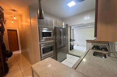 Casa &agrave; venda - 128m&sup2; - Centro
