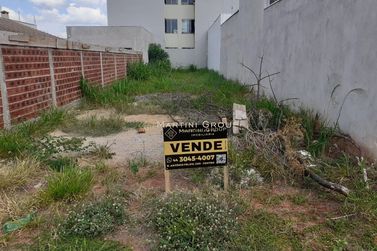 Terreno &agrave; venda - 180m&sup2; - Jardim O&aacute;sis