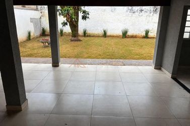 Casa &agrave; venda - 315m&sup2; - Jardim Jequetib&aacute;