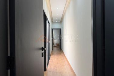 Casa &agrave; venda - 318m&sup2; - Centro