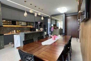 Casa &agrave; venda - 250m&sup2; - Residencial San Lorenzzo