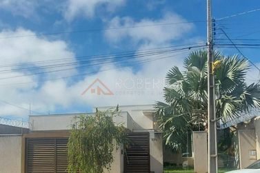 Casa &agrave; venda - 600m&sup2; - Jardim Santos Dumont
