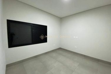 Casa &agrave; venda - 202m&sup2; - Condom&iacute;nio Parthenon