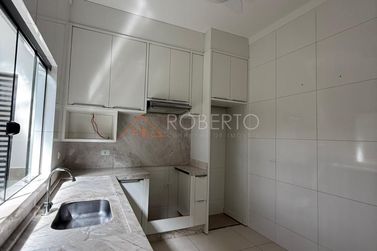 Casa &agrave; venda - 214m&sup2; - Jardim Ouro Branco
