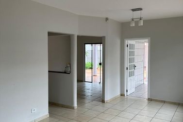 Casa &agrave; venda - 195m&sup2; - Jardim Vera Cruz