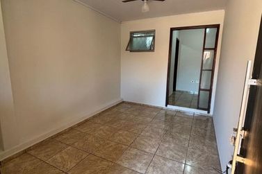 Casa para alugar - 45m&sup2; - Jardim Santos Dumont