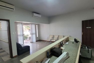 Sala Comercial para alugar - 100m&sup2; - Centro