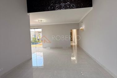 Casa &agrave; venda - 300m&sup2; - Jardim Ouro Branco