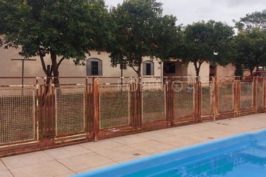 Ch&aacute;cara &agrave; venda - 2500m&sup2; - Jardim Morada do Sol
