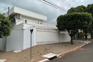 Casa &agrave; venda - 306m&sup2; - Jardim  Canad&aacute;