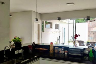 Casa &agrave; venda - 134m&sup2; - Condom&iacute;nio Arauc&aacute;ria
