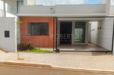 Casa &agrave; venda - 225m&sup2; - Jardim O&aacute;sis