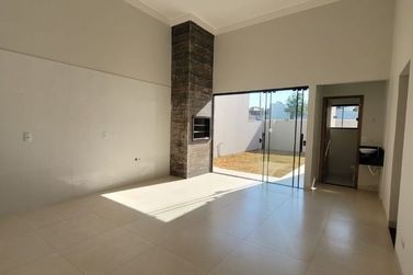 Casa &agrave; venda - 135m&sup2; - Conjunto Porto Seguro