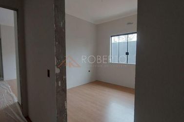 Casa &agrave; venda - 214m&sup2; - Jardim Ouro Branco