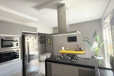 Casa &agrave; venda - 204m&sup2; - Jardim das Palmeiras