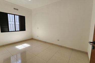Casa &agrave; venda - 80m&sup2; - JARDIM PORTO SEGURO