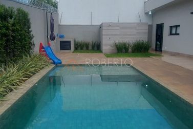 Casa &agrave; venda - 450m&sup2; - Jardim Asa Branca