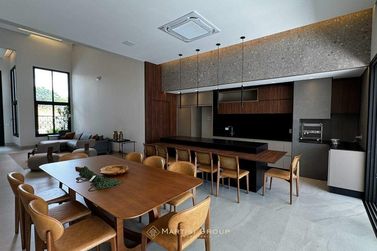 Casa para alugar - 249m&sup2; - Condom&iacute;nio Gran Triunfo