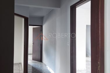 Casa &agrave; venda - 450m&sup2; - Centro
