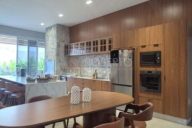 Casa &agrave; venda - 450m&sup2; - Jardim Asa Branca
