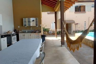 Casa &agrave; venda - 851m&sup2; - Jardim Santos Dumont