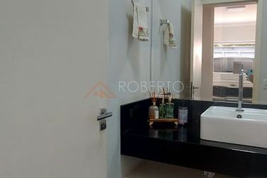 Casa &agrave; venda - 388m&sup2; - Centro